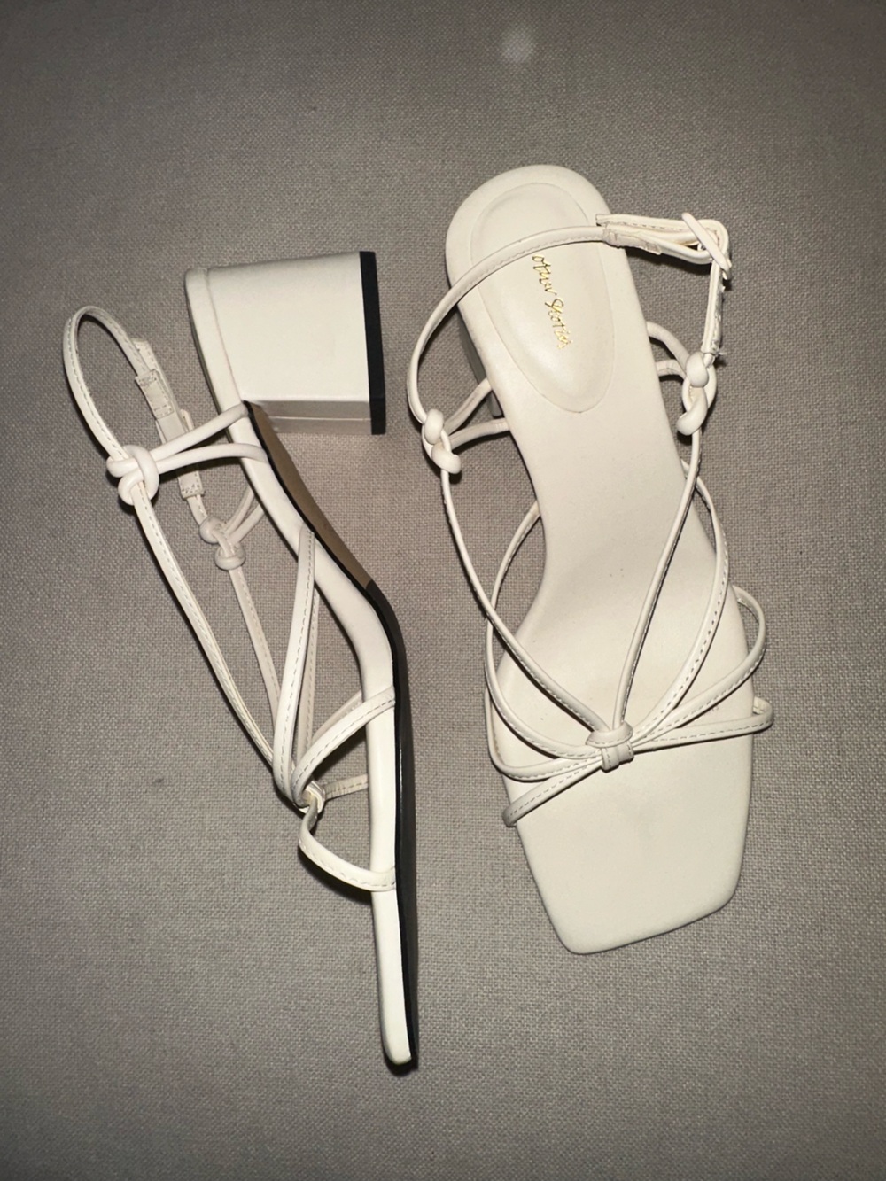 & Other Stories White Knotted Strappy Block Heel Sandals | US 7